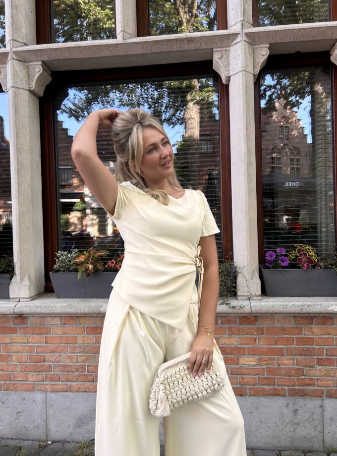 SOFT YELLOW ENSEMBLE 💛